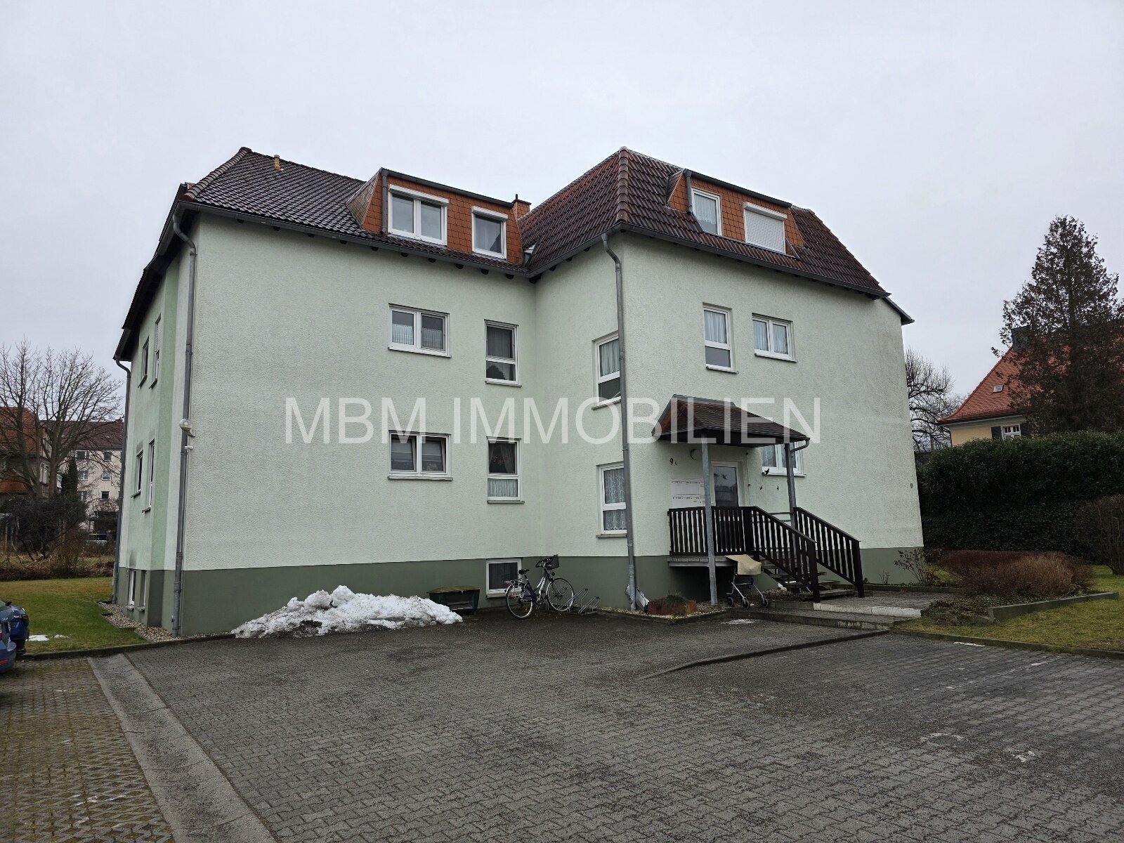 Sonnige Eigentumswohnung in ruhiger Lage von Großröhrsdorf bei Dresden Sonnige Eigentumswohnung in ruhiger Lage von Großröhrsdorf bei Dresden