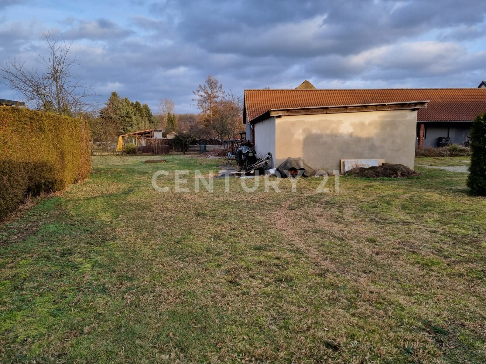 Grundstück / Garage