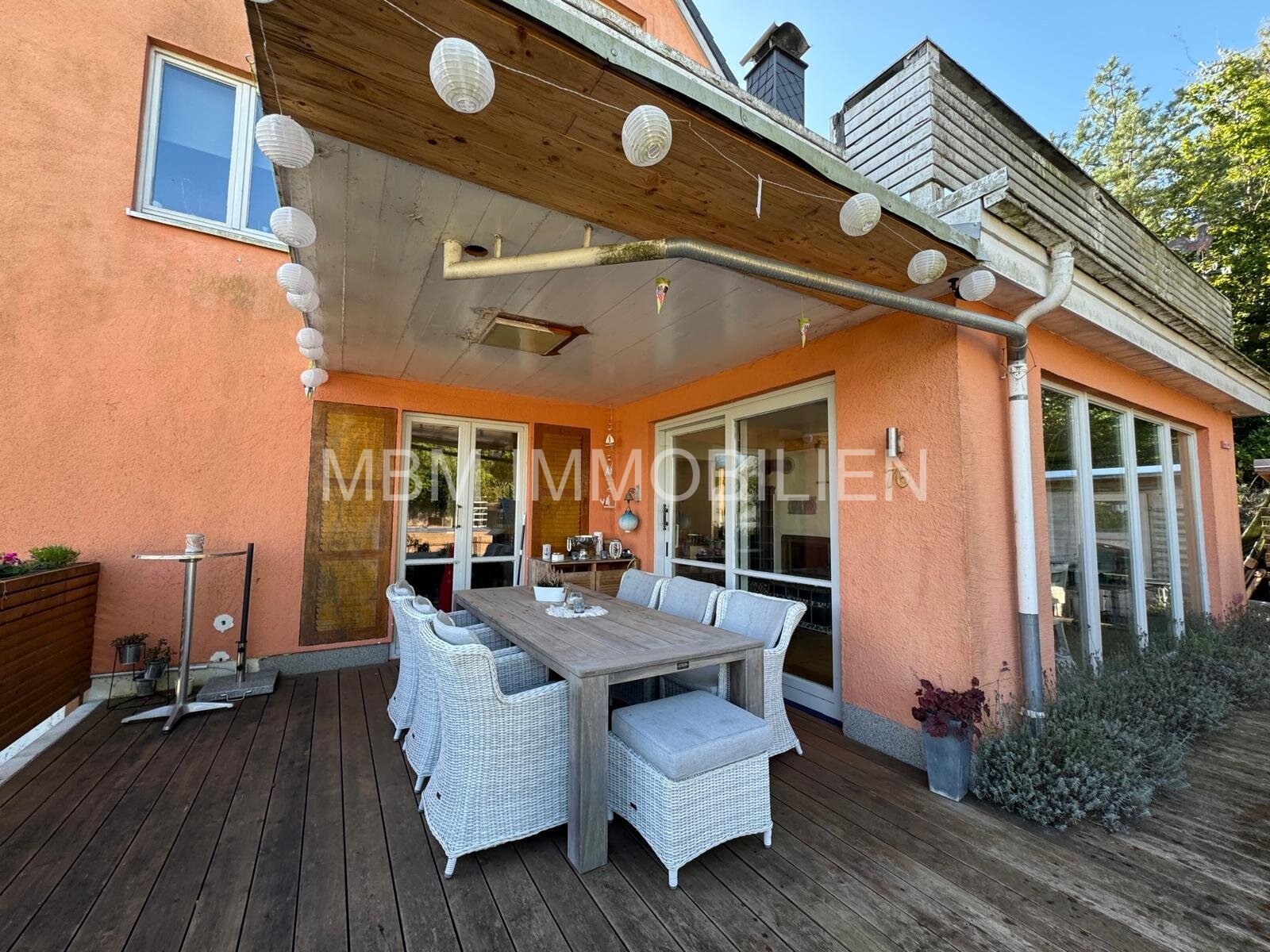 Ihr Zuhause an der Ostsee – Stilvolle Immobilie mit Pool im Herzen von Binz Ihr Zuhause an der Ostsee – Stilvolle Immobilie mit Pool im Herzen von Binz